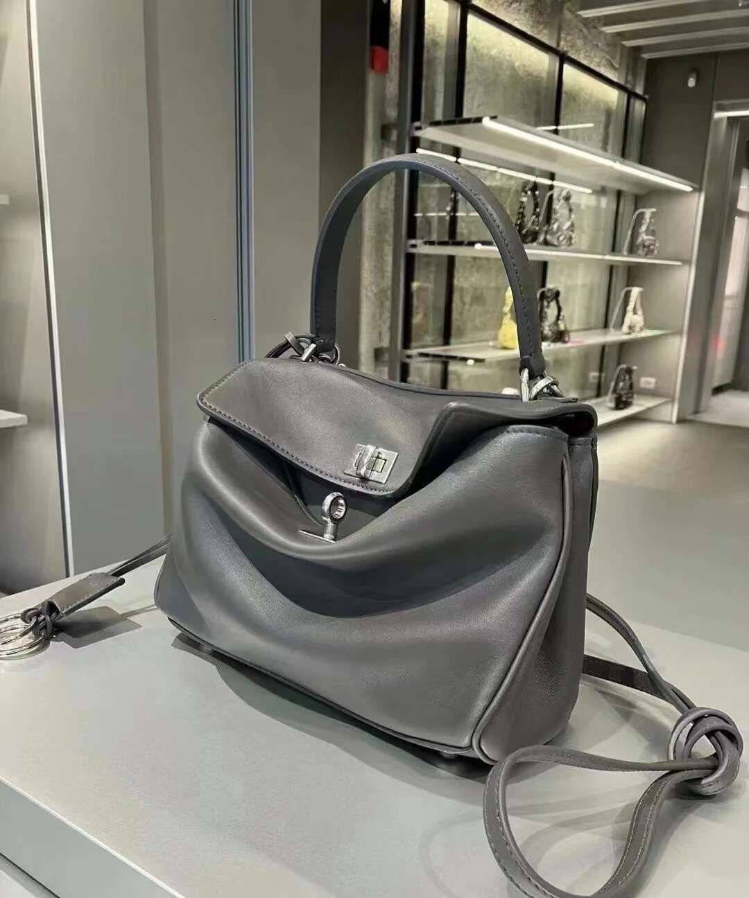 Retro Genuine Tote Ladies Elegant Handbags Woman Shoulder Messenger Bag Suede Leather Gold Sier Buckle Bags