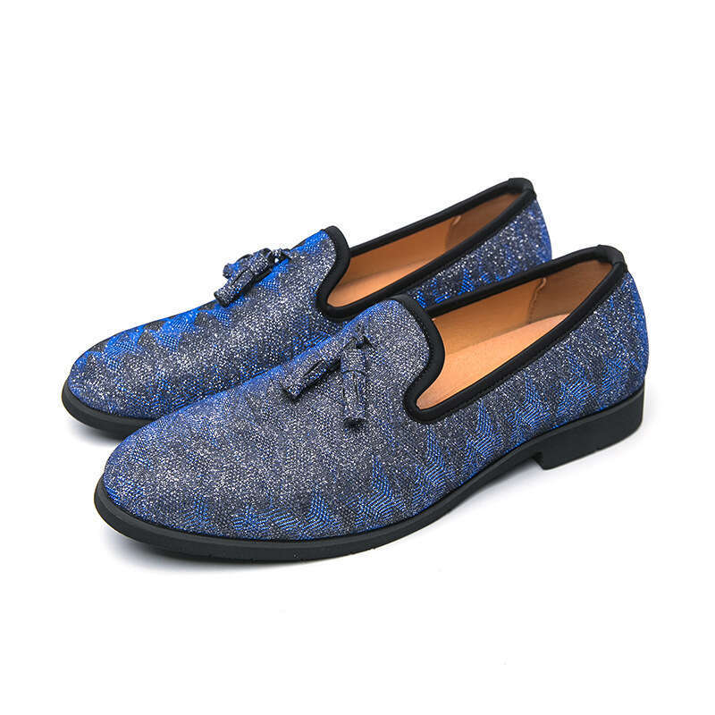 Men's in plus size, new casual fashionable men's foot covers, tassel shoes, Korean version, loafers, bean shoes