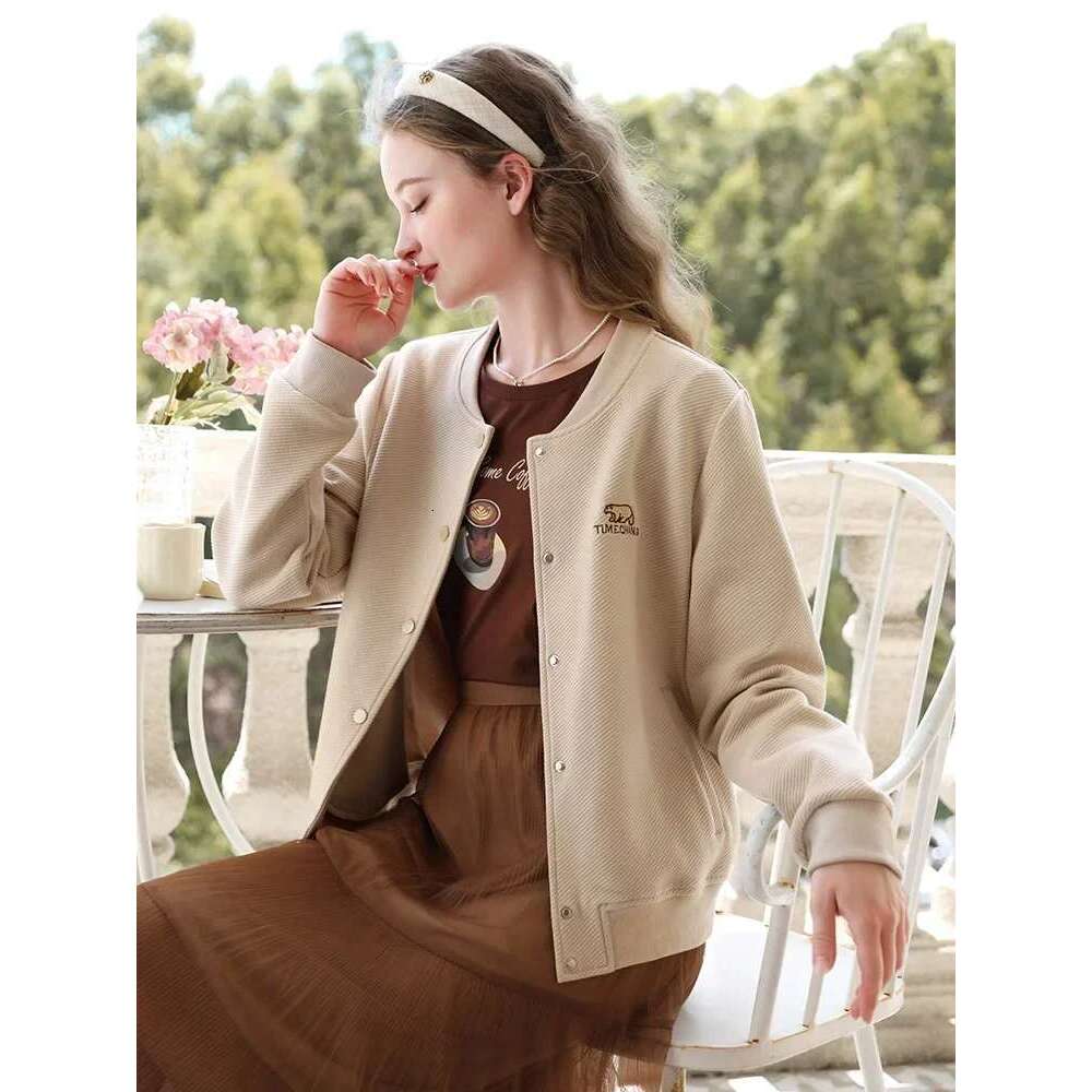 Short Coat For Women French Embroidery Bear Winter Outerwear New Baseball Leisure Cotton Clothes