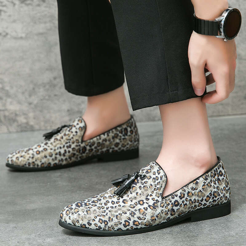 Large fringe leopard print leather bean shoes, men's 38-46 sets of casual loafers, single shoes