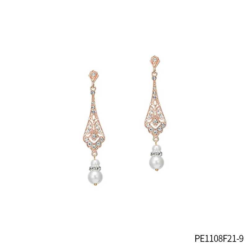 A collection of 4 apricot-colored 1920 women's costume accessories, headbands, necklaces, gloves, and teardrop earrings for Halloween character c