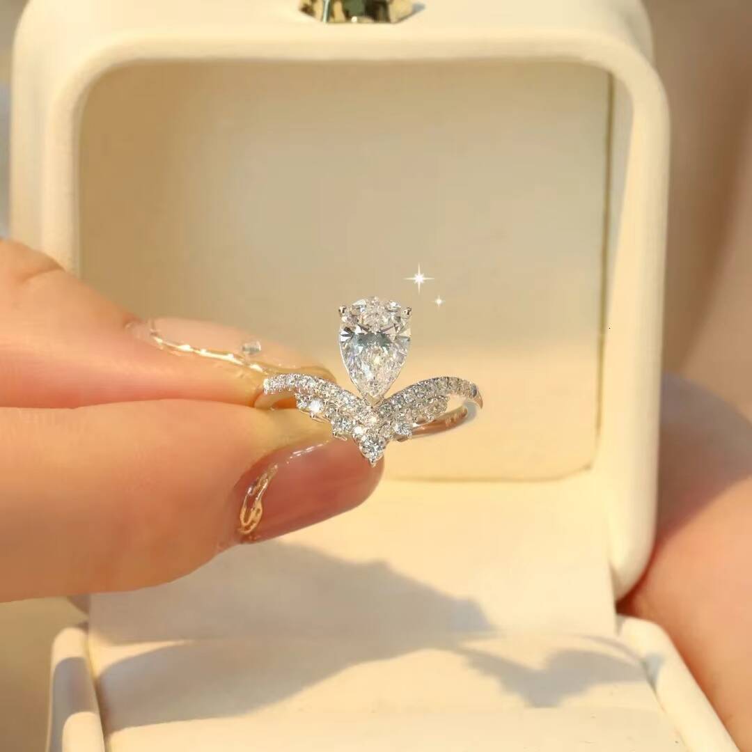 Sterling Silver S925 Moissanite Diamond Ring Luxury High-End Water Drop Design Versatile Wedding Engagement Gift for Ladies