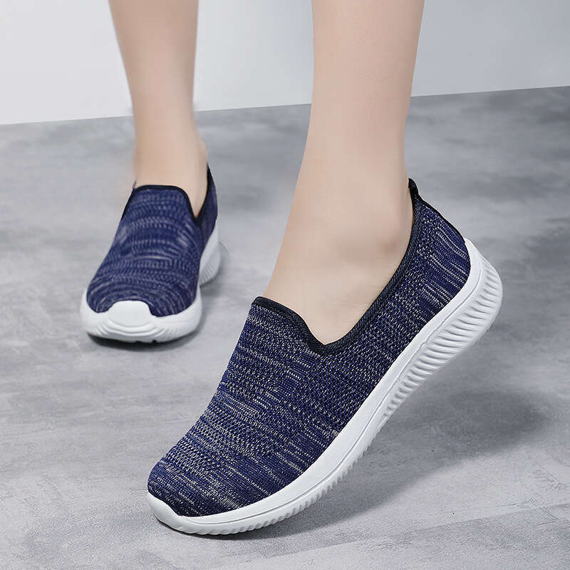 Spring summer new round toe flying woven sports middle-aged and elderly walking women's shoes, mother's shoes