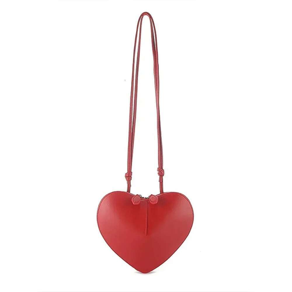 High-quality Cowhide Fashion Niche Design High-end Red Love Crossbody Armpit Bag