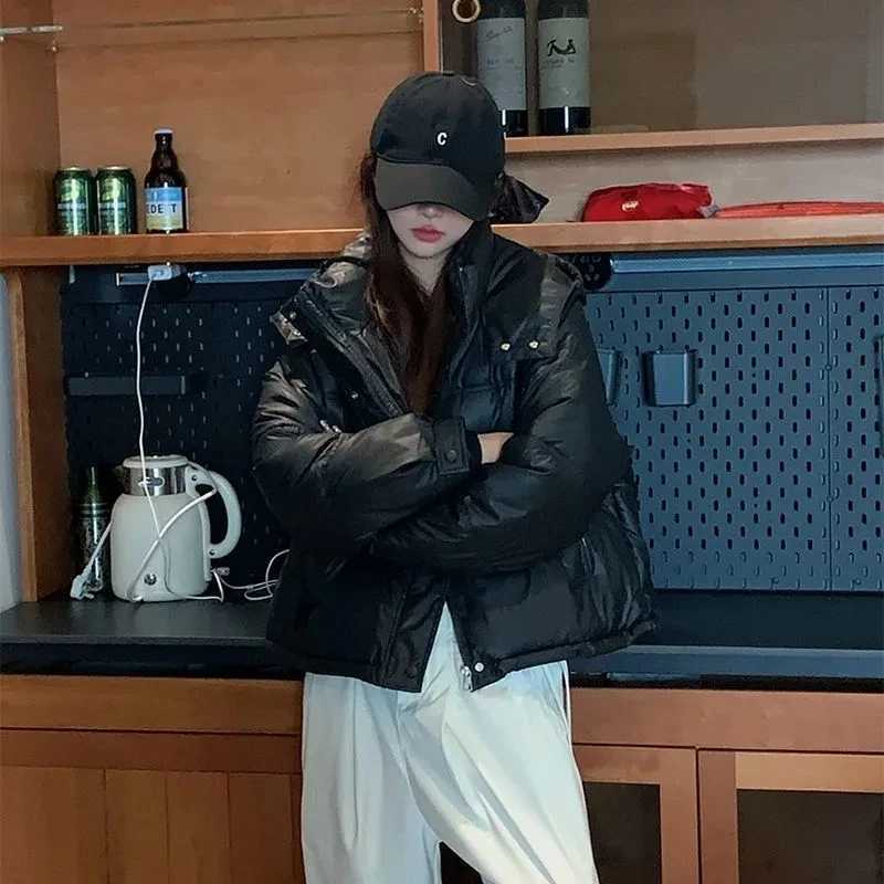 Women Winter Down Cotton Jacket 2025 New Women Loose Hooded Parkas Coat Korean Short Cotton Coat Thicken Cotton Padded JacketT251105