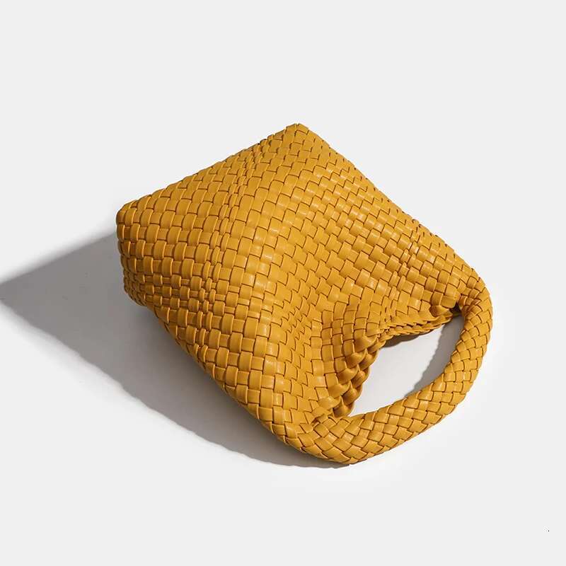 Hot Export Products Women's Leather Comfortable And Minimalist Yellow Series Hand Woven Bag