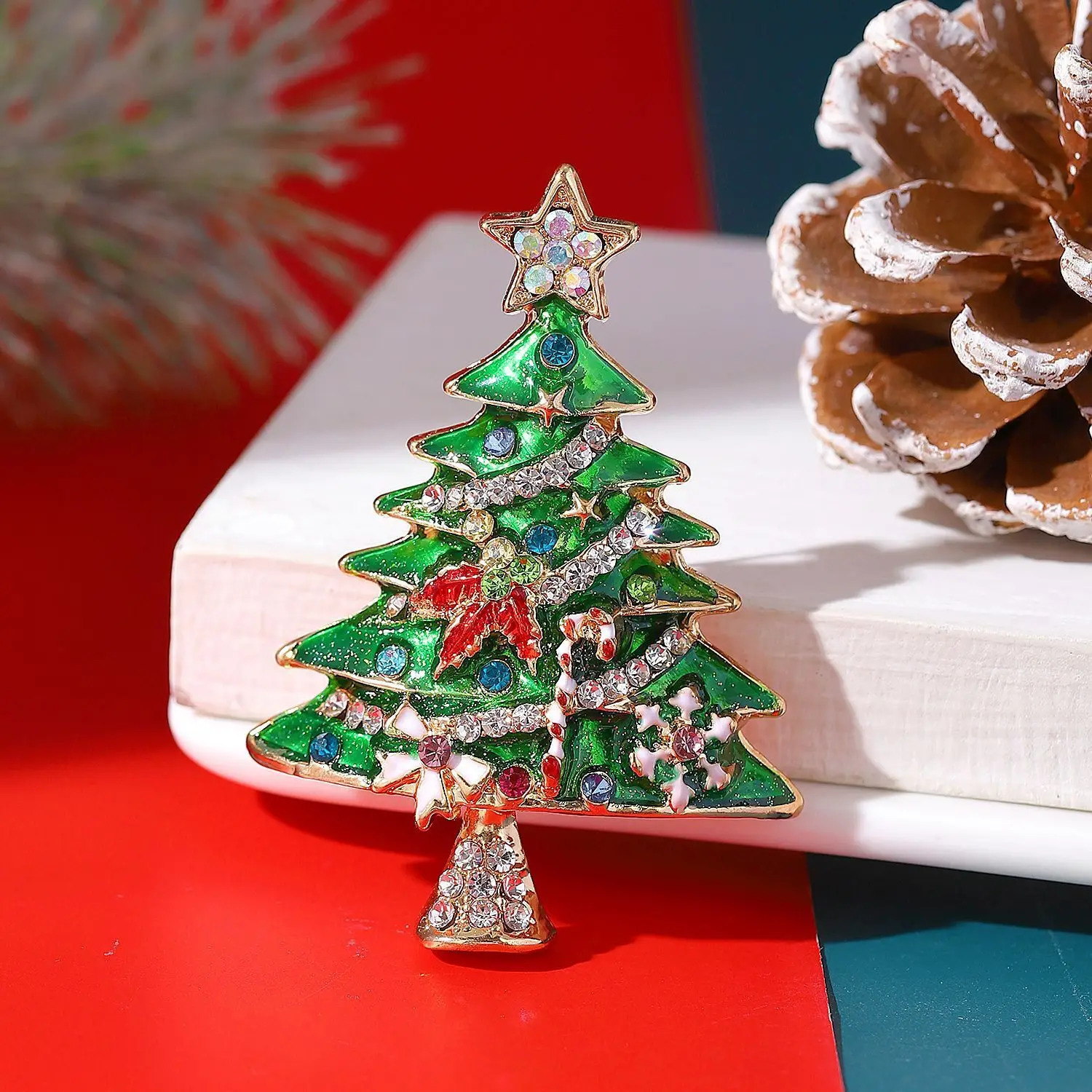 3 Color Christmas Broches Jewelry Fashion Enamel Tree Brooch Pin Womens Clothing Accessories 251104