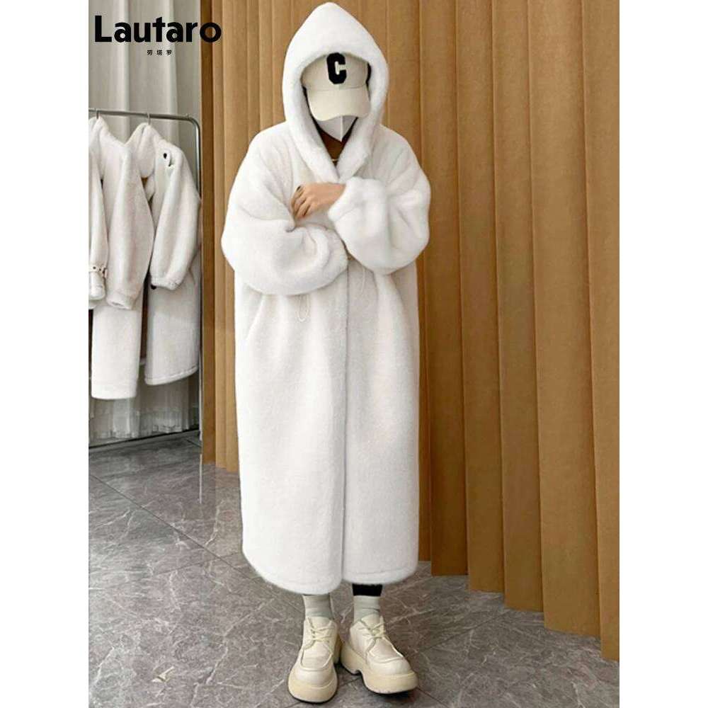 Designer Clothes Lautaro Winter Long Oversized Warm Thick Blue White Fluffy Faux Fur Coat Women With Hood Loose Casual Korean Style Fashion Hot Sellin