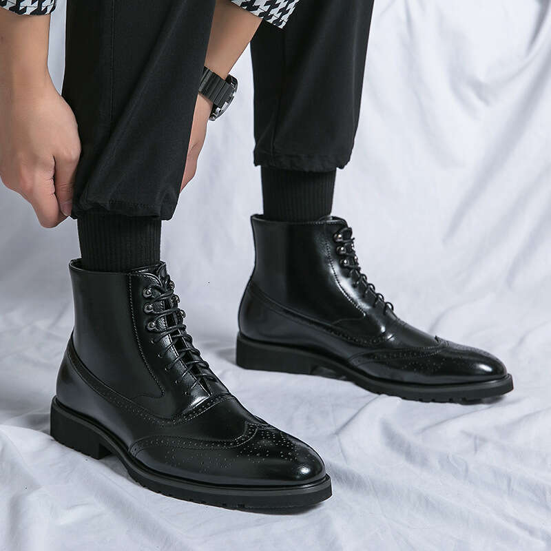 Large polished high top shoes, sizes 38-46, boots, 2023 autumn/winter new item, Block men's leather boots
