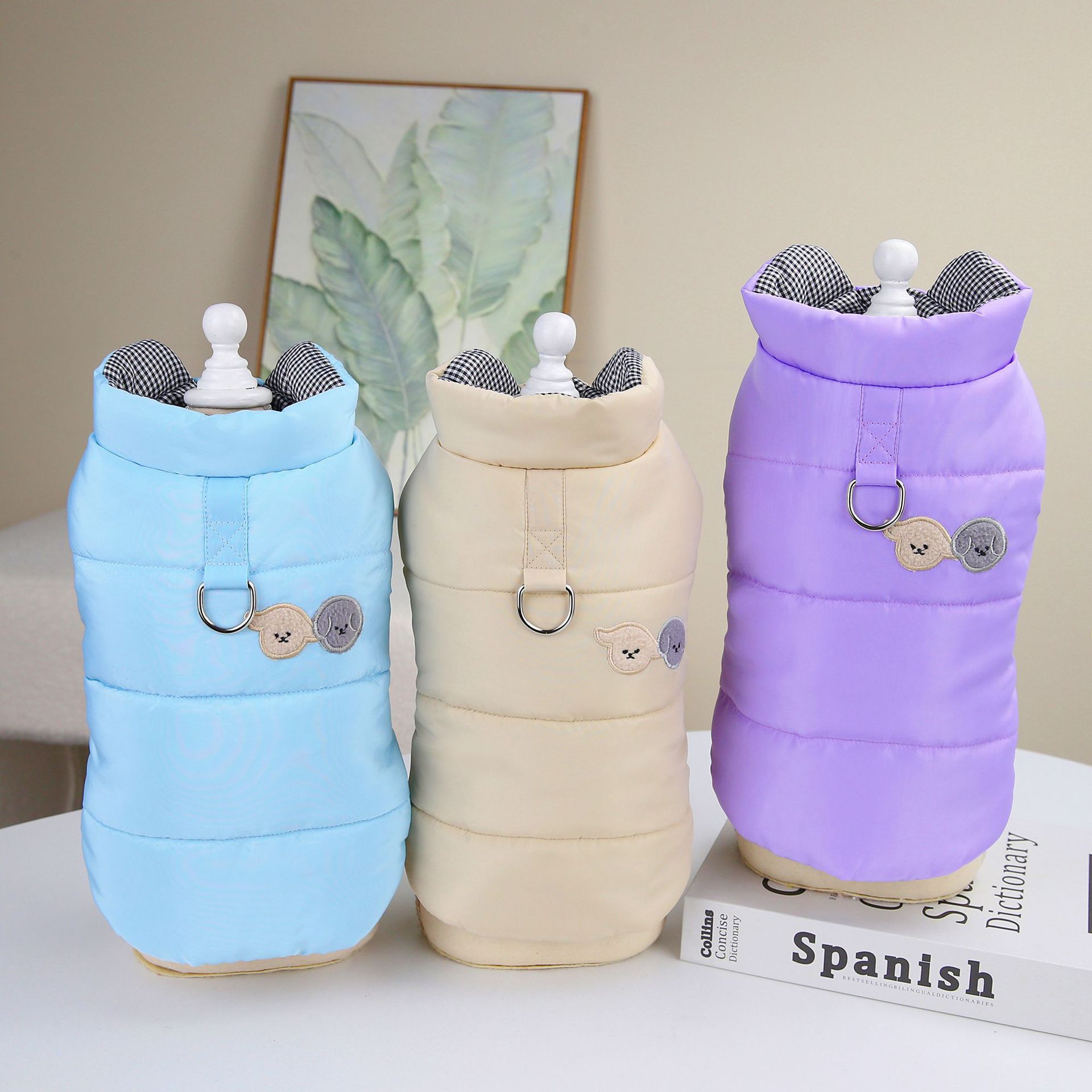 Cute Cartoon Puppy Print Dog Vest, Warm Plush-Lined Pet Jacket for Small Medium Dogs, Sturdy D-Ring Leash Attachment, Fashion Cold-Weather Dog Coat, M