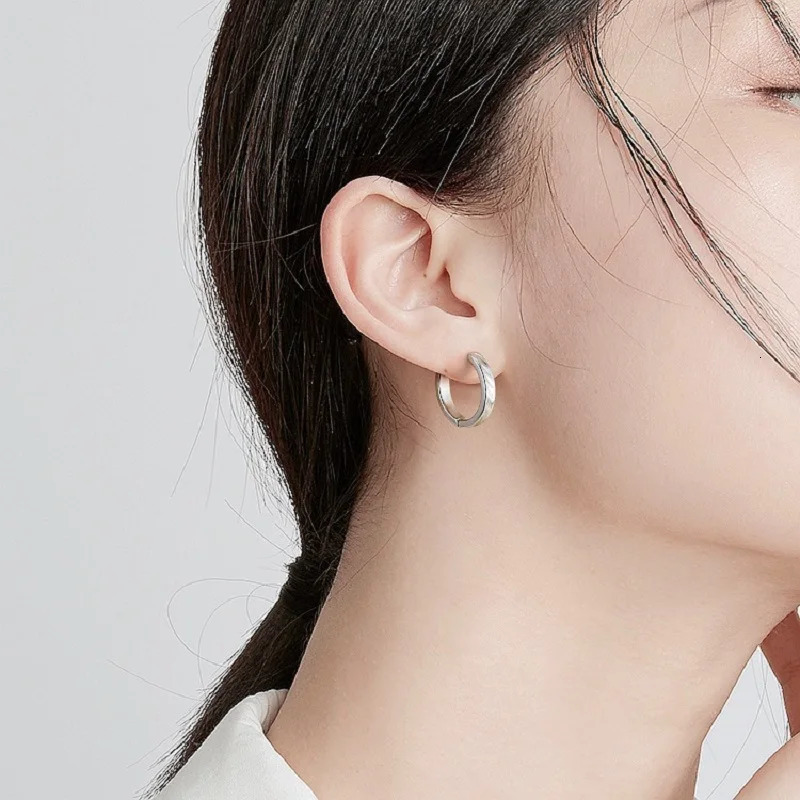 1 Pair Stainless Steel Ear Buckle Earrings For Women SteelColor Fadeless Hypoallergenic Hoop Earring Jewelry 251131