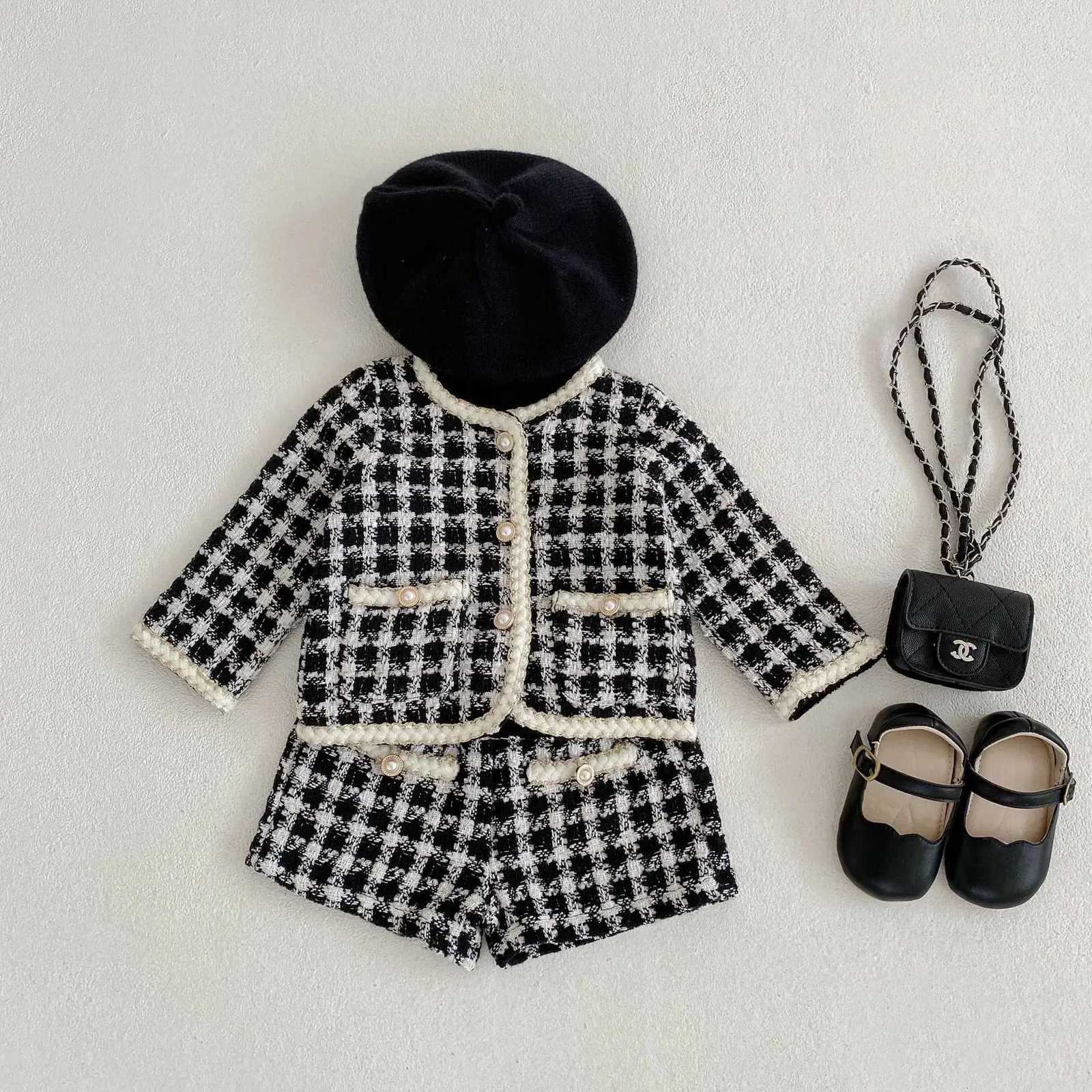 7010 Baby Clothing Set 2025 New Korean Tweed Plaid Baby Girls Suit Long-sleeved CoatShort Pants Boutique Two-piece Suit Y251105