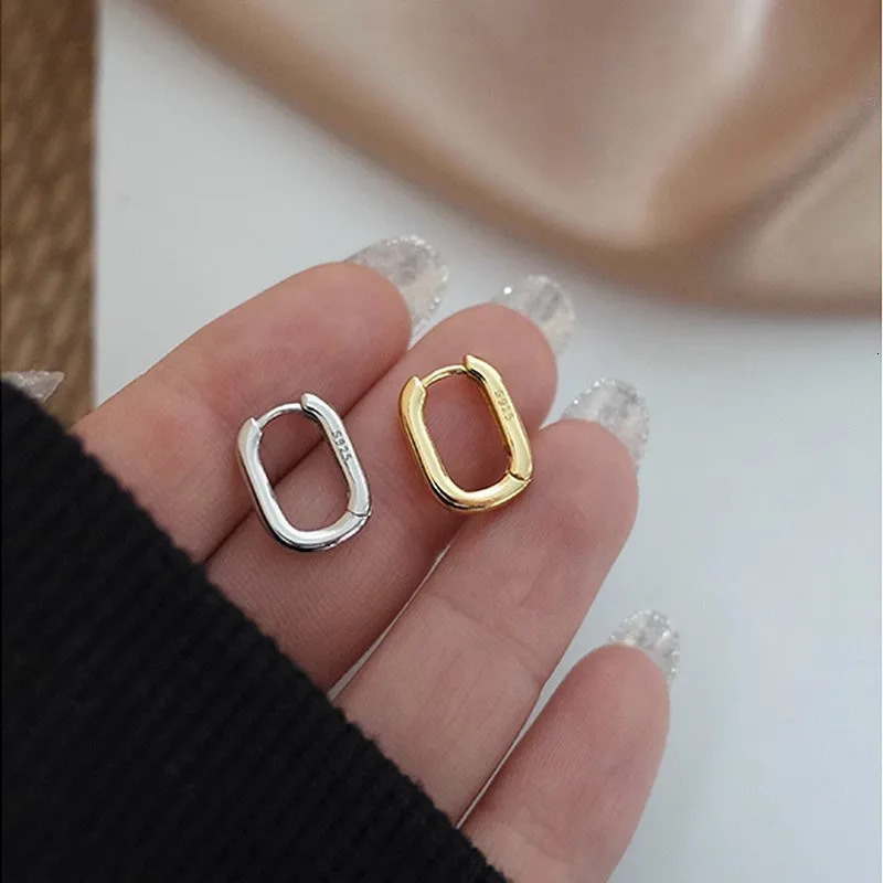 Stainless Steel Smooth Metal Chunky Hoop Earrings for Women Girls Fashion Oval Circle Hoops Statement Earrings Punk Jewelry 251131