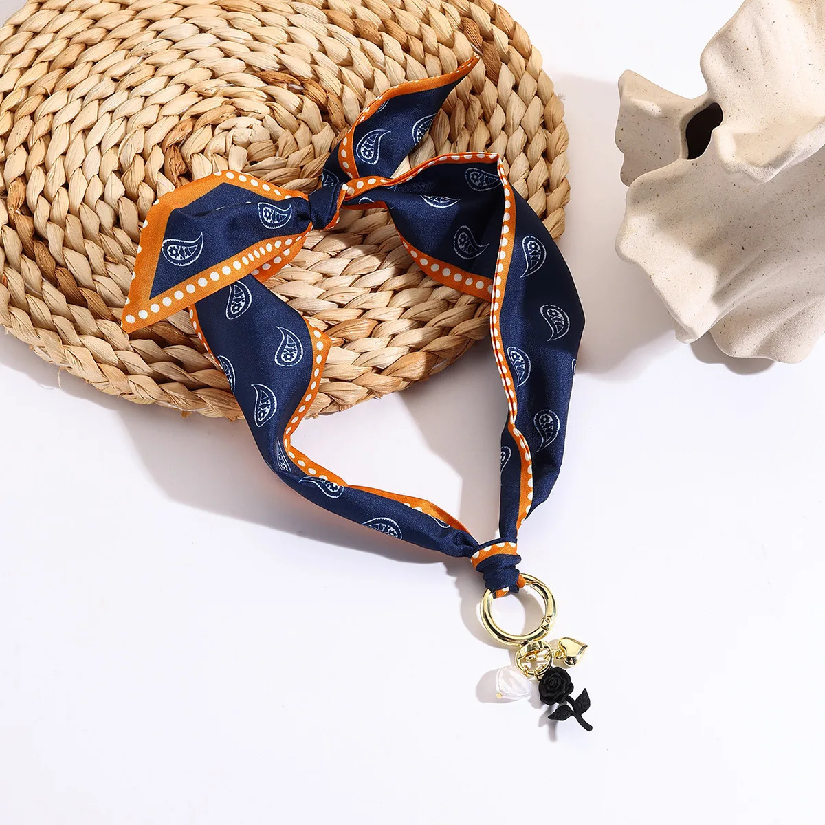 Bohemian Print Scarf Choker Retro Love Pearl Flowers Pendant Short Necklace For Women Fashion Handmade Jewelry 251031