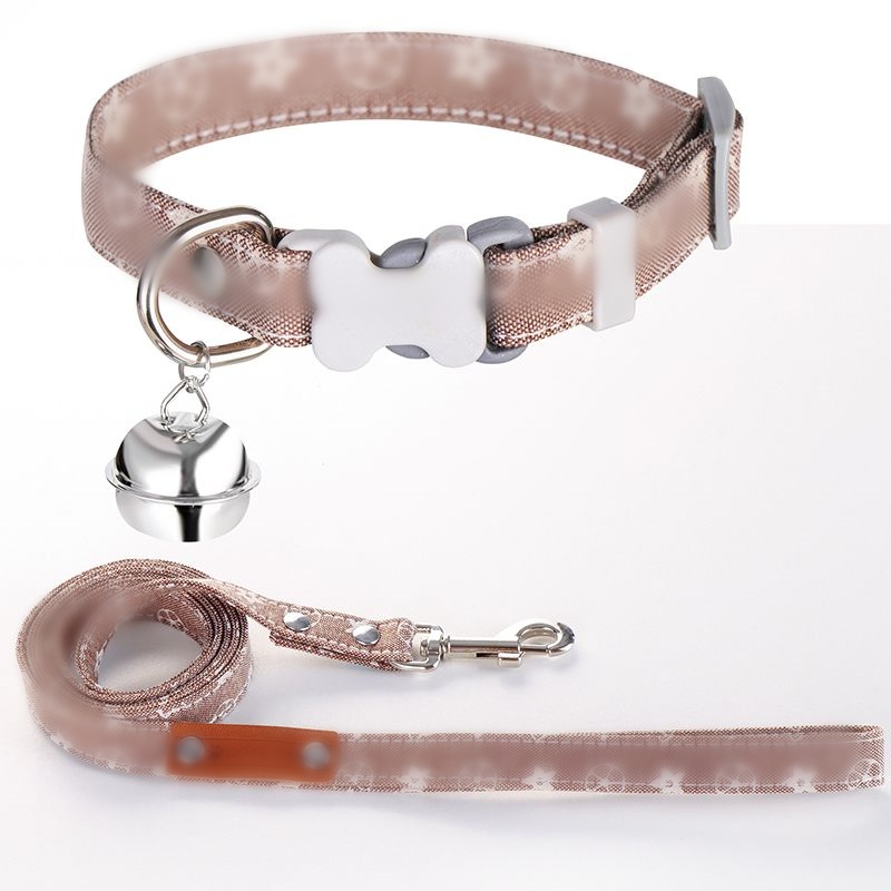 Designer New Four-season Dog And Cat Headbands Made Of Cotton Fabric Small Dog Dog Collar With Adjustable Strap Suitable For Outdoor Use With A Retrac