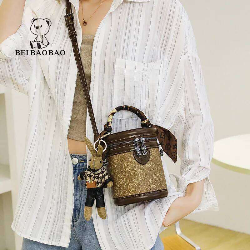 Women's Summer New Fashion Scarf Handheld One Shoulder Bucket Cute Crossbody Bag