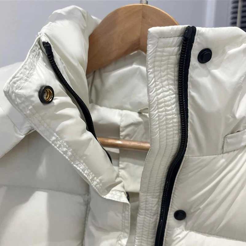 Winter Hooded Loose Short Parker Down Jacket Female Zipper Pocket Fluffy Thicken Outwears Women White Duck Down Puff Warm JacketT251105