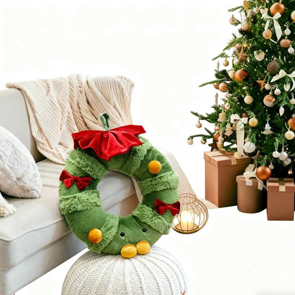 Soft Christmas Wreath Plush Pillow Cozy Home Decor for Living Room Bed Funny Festive Gift Idea Machine Washable Y251105