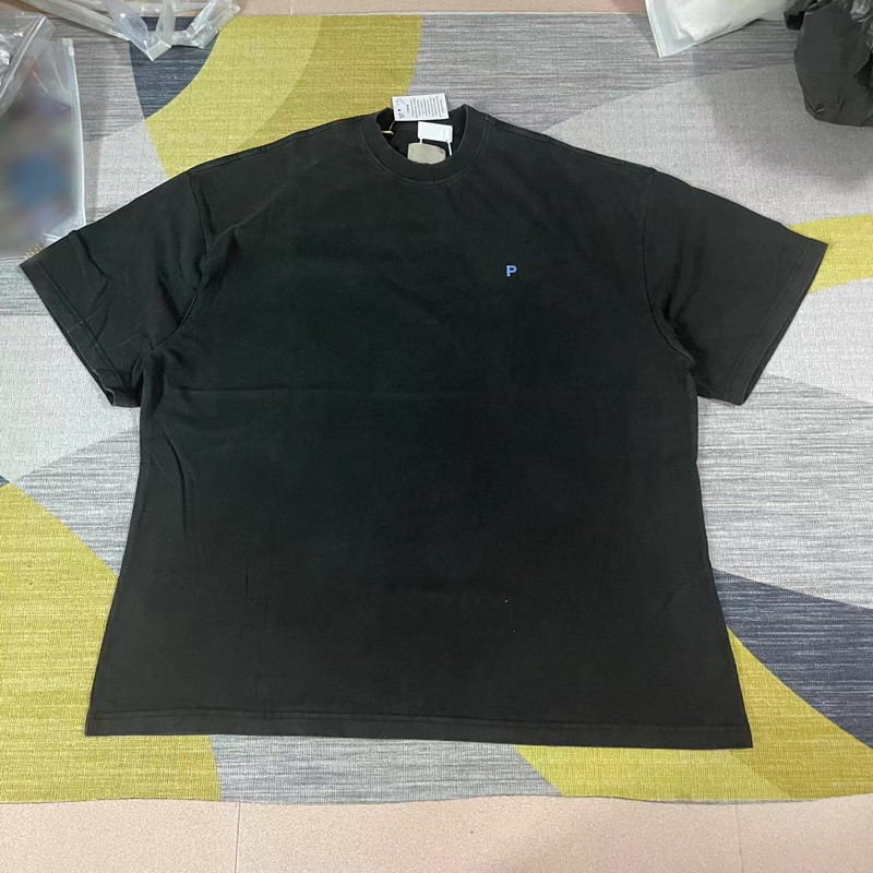 22ss Retro Faded Ombre Graphic Streetwear T-Shirt Distressed Vintage Wash & Oversized Unisex Fit American High Street Unisex Tee