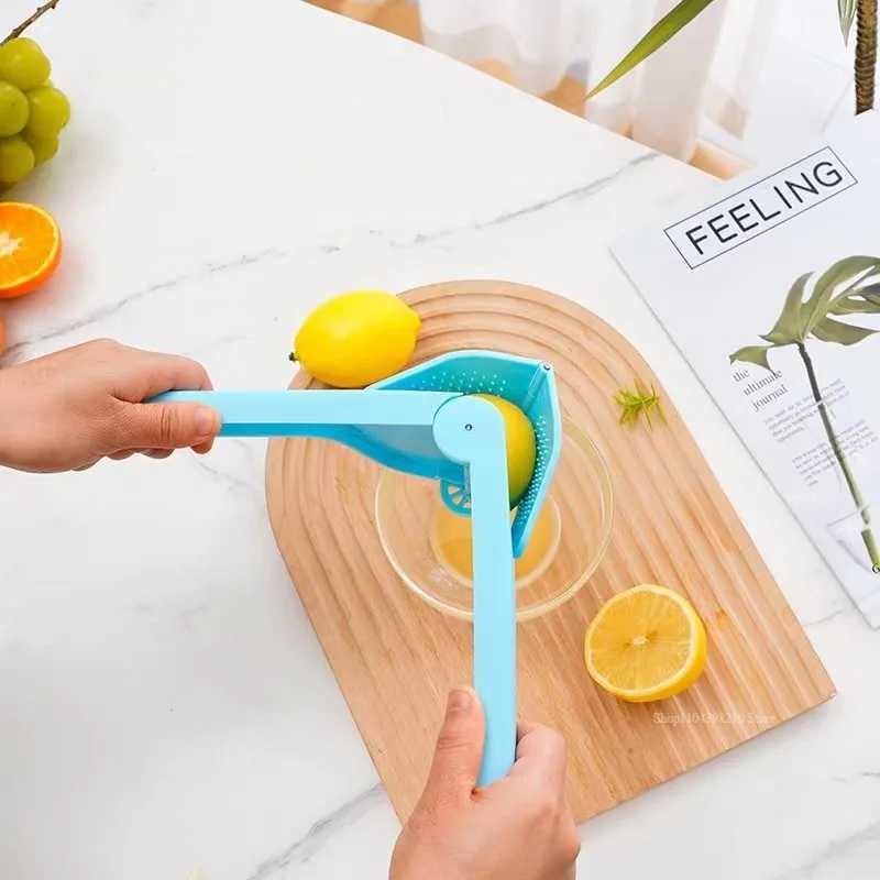 Multifunctional Juice Press Juicer Fruit Lemon Juicer Household Manual Fruit Orange Squeeze Artifact C251105
