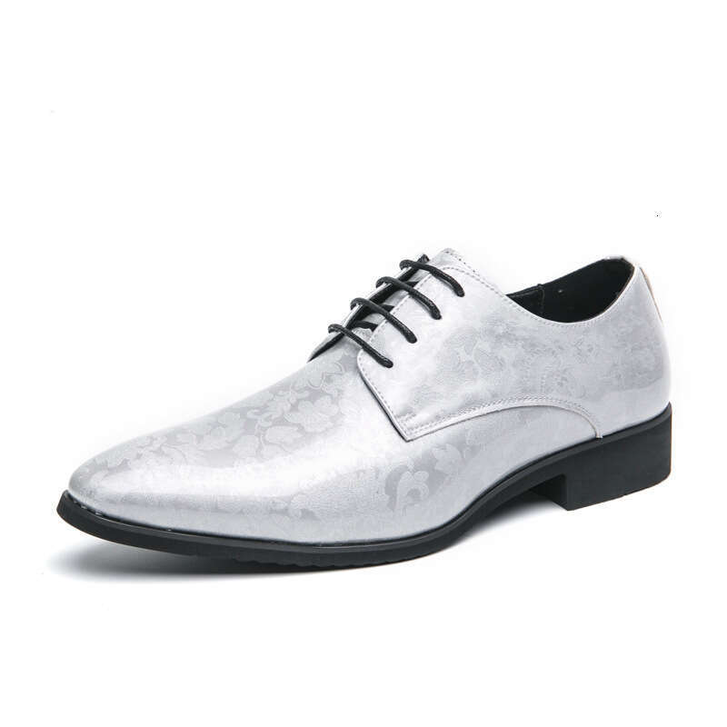 Large men's 2024 Spring and Autumn pointed patent leather shiny surface business formal attire groom wedding shoes 48