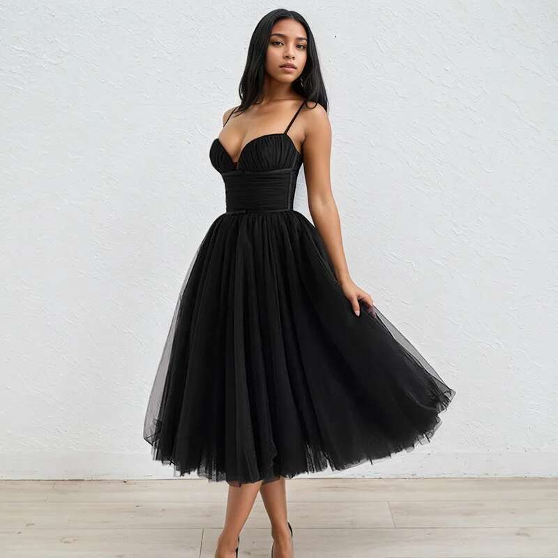Women's Fashion Sleeveless Halter Solid Color Dresses New Arrival Trendy Suspenders Mesh Pleated Dress Female 33A4033
