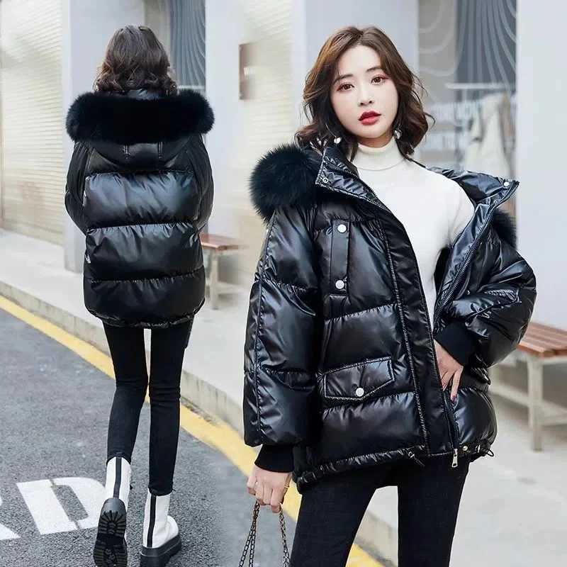 Womens Short Down Jacket Hot Sale of The Season New Korean Style Fashion Bright Loose Warm OuterwearT251105