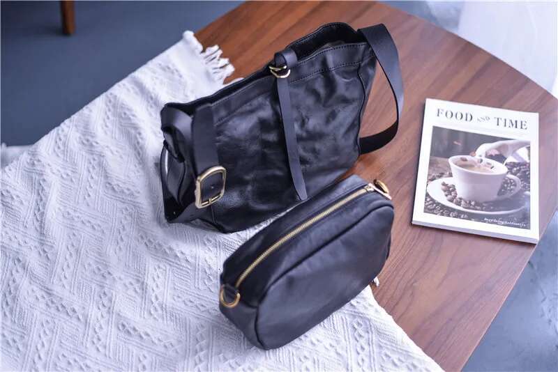 Fashion Outdoor Casual Designers Handmade High-Quality Natural Genuine Leather First Layer Cowhide Women's Shoulder Bag