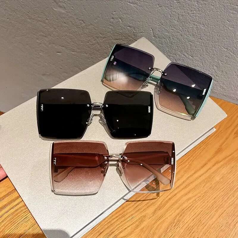 New Square Frameless Retro Sunglasses for Women Fashion Vintage Glasses Men Trend Brand Designer Shades UV400 Eyewear