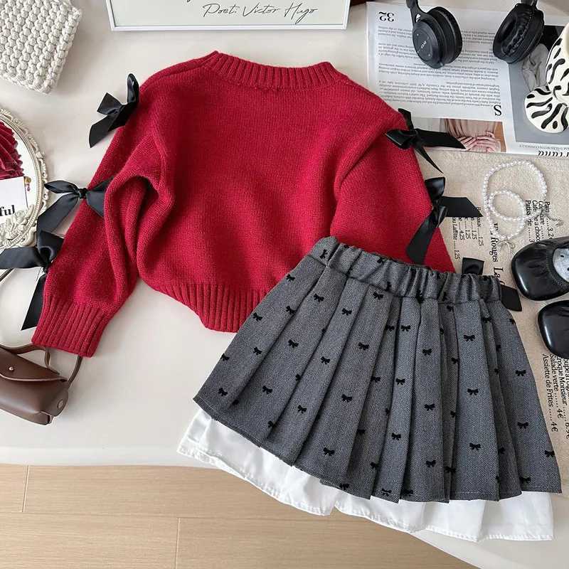 Autumn Children Girls Two-piece Clothes Set Kid Girl Bow Red Knit Sweater Suits Loose Print Spliced Pleated Skirt Outfit Clothes Y251105