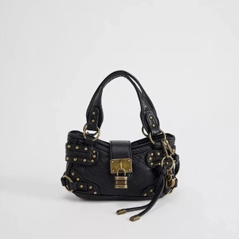 Womens Small Bag Rivet Retro Street Motorcycle Bag Original Niche n Oneshoulder Crossbody Bag 251031