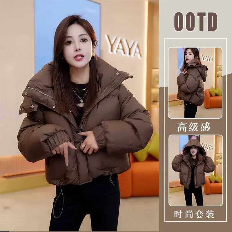 Cotton Padded Womens Winter New 2024 Fashionable Splicing Short Style Hooded Warm And Thick Waist Slimming Loose Jacket TrendyT251105