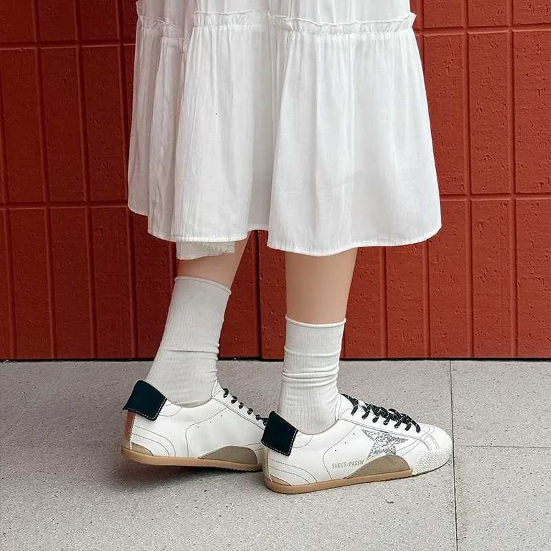 Wens Increased Height De Xin Shoes 2025 New Leather Low Cut Single Strap Thin Sole Four Season Student Board Shoes Y251105