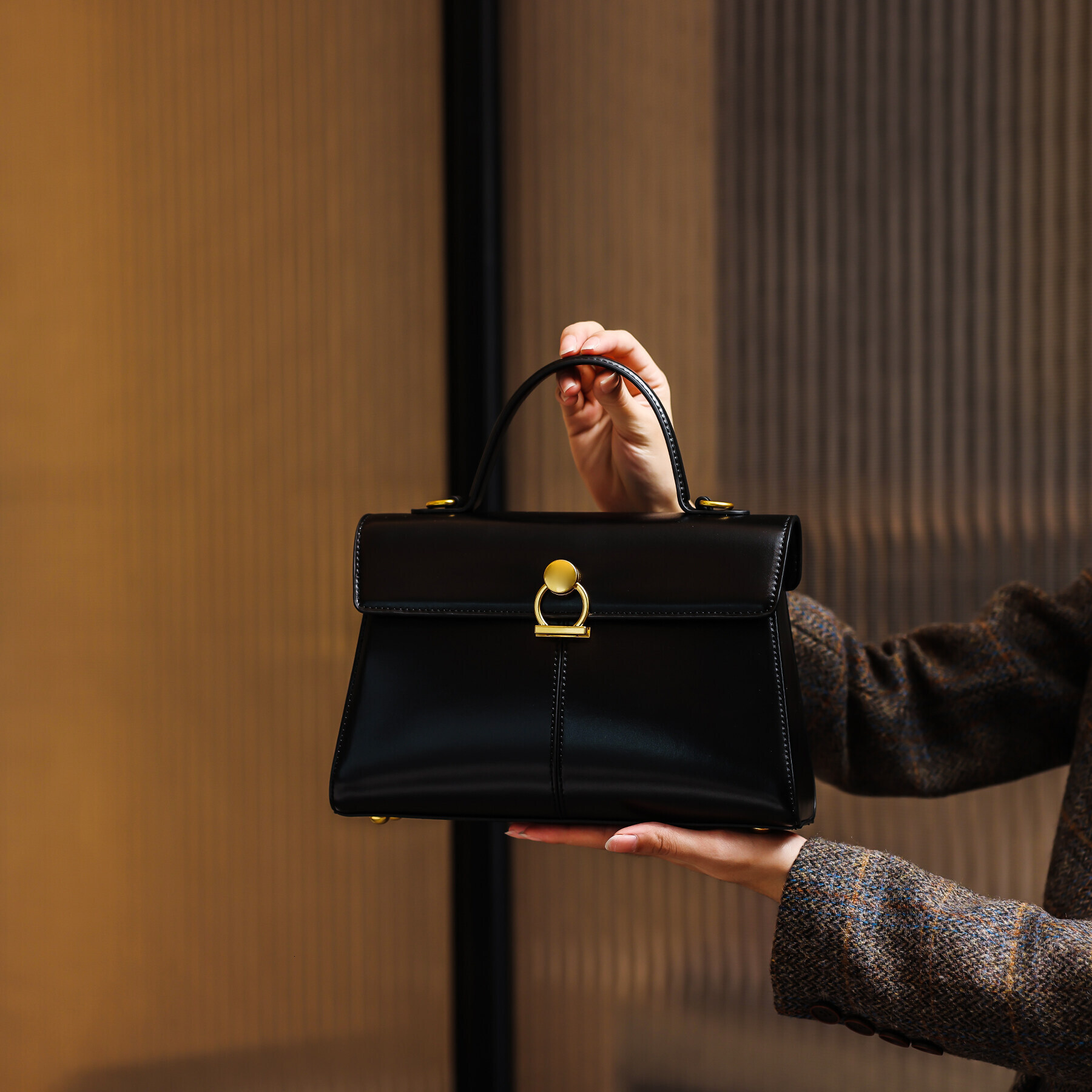 New Light Luxury Handbag Trendy High Quality Texture Simple Commuter Shoulder Cross Small Square Bag Shoulder Bags