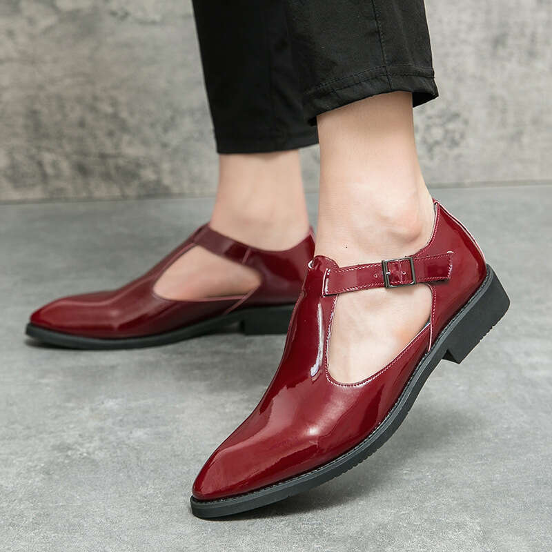 Large size men's with foreskin, sizes 38-46, trendy pointed casual shoes, formal business leather sandals