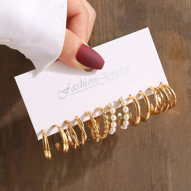 Golden Retro Geometric Pearl Earring Set Metal Wire Square Pendant Earrings Round Womens Simple Fashion Party Jewelry 250326