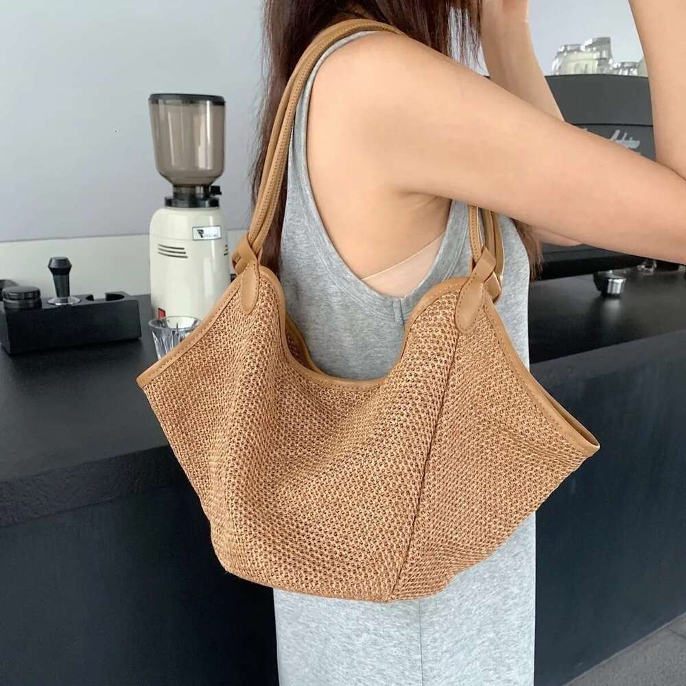 French Lazy Wind Summer Vacation Travel Beach Tote Medium Natural Raffia Straw Yarn Knitting Women Armpit Shoulder Bag