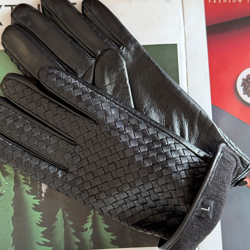 Retro Y2K Designer Luxury Women's Woven Leather Gloves Classic Multiple Colors Mittens Outdoor Warm Weatherproof Winter Accessory S1112