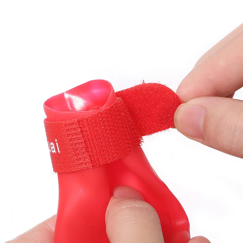 4pcs/Set Small Pet Dog Rain Shoes Anti Slip Waterproof Puppy Cat Shoe Rubber Boots for Outdoor Footwear Socks Pet Accessories 250402