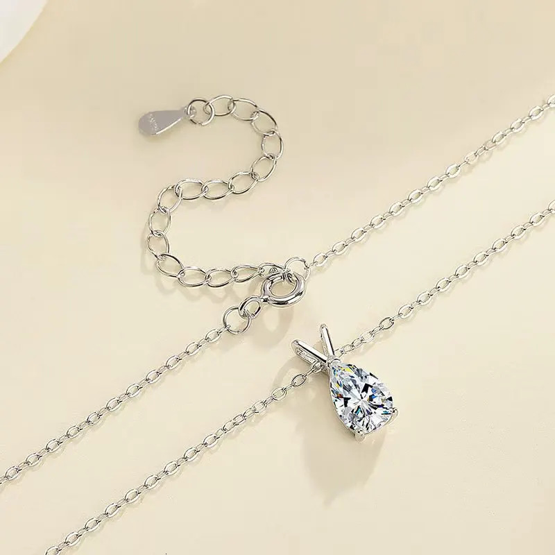 TEN S S925 sterling silver Womens necklace 15CT 6 9mm Diamond pendant Collarbone chain jewelry 251104