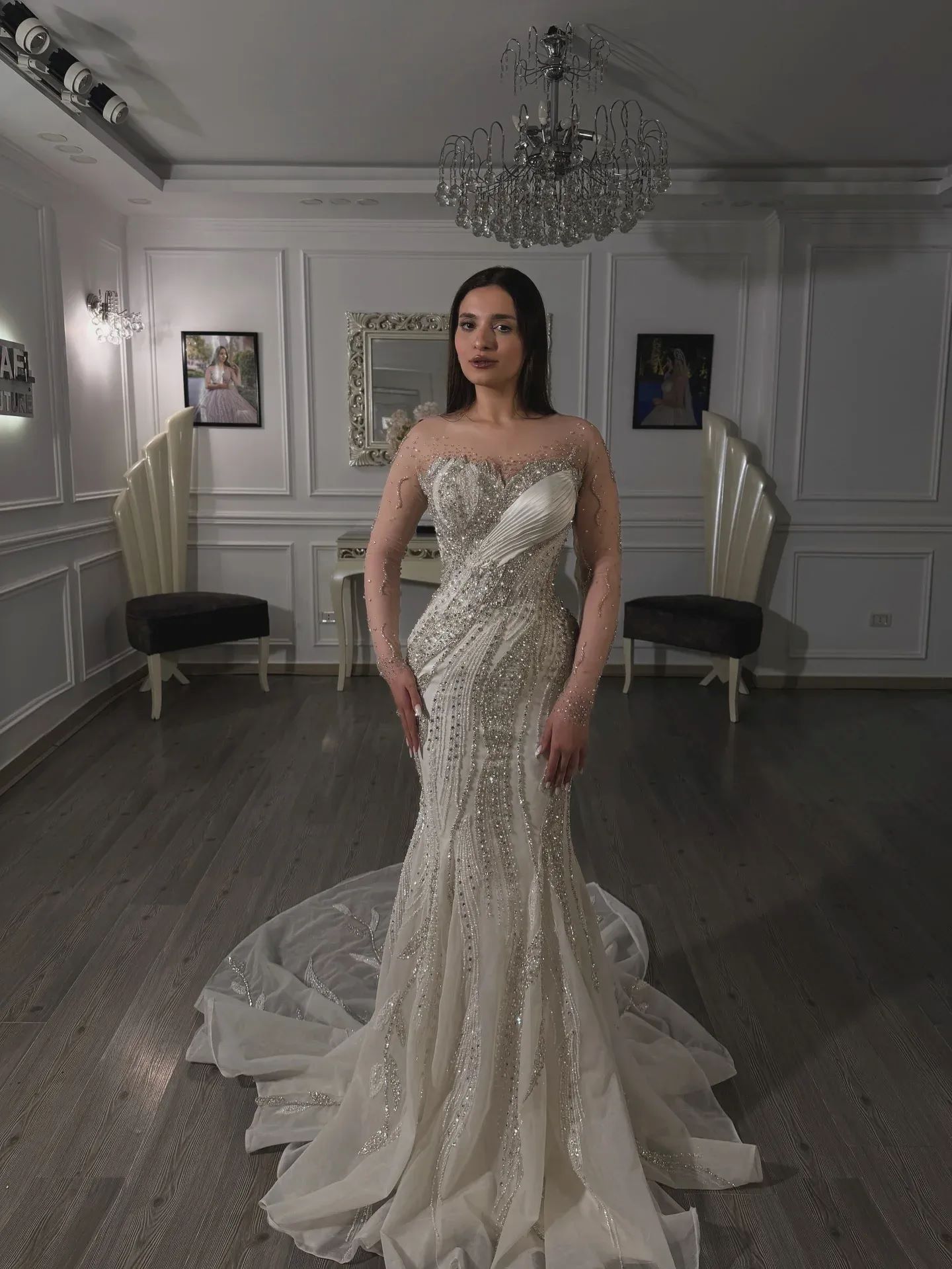 Customized Crystals Wedding Dresses Pearls Long Sleeve Women Mermaid Bridal Dresses With Detachable Train Dubai Arabic