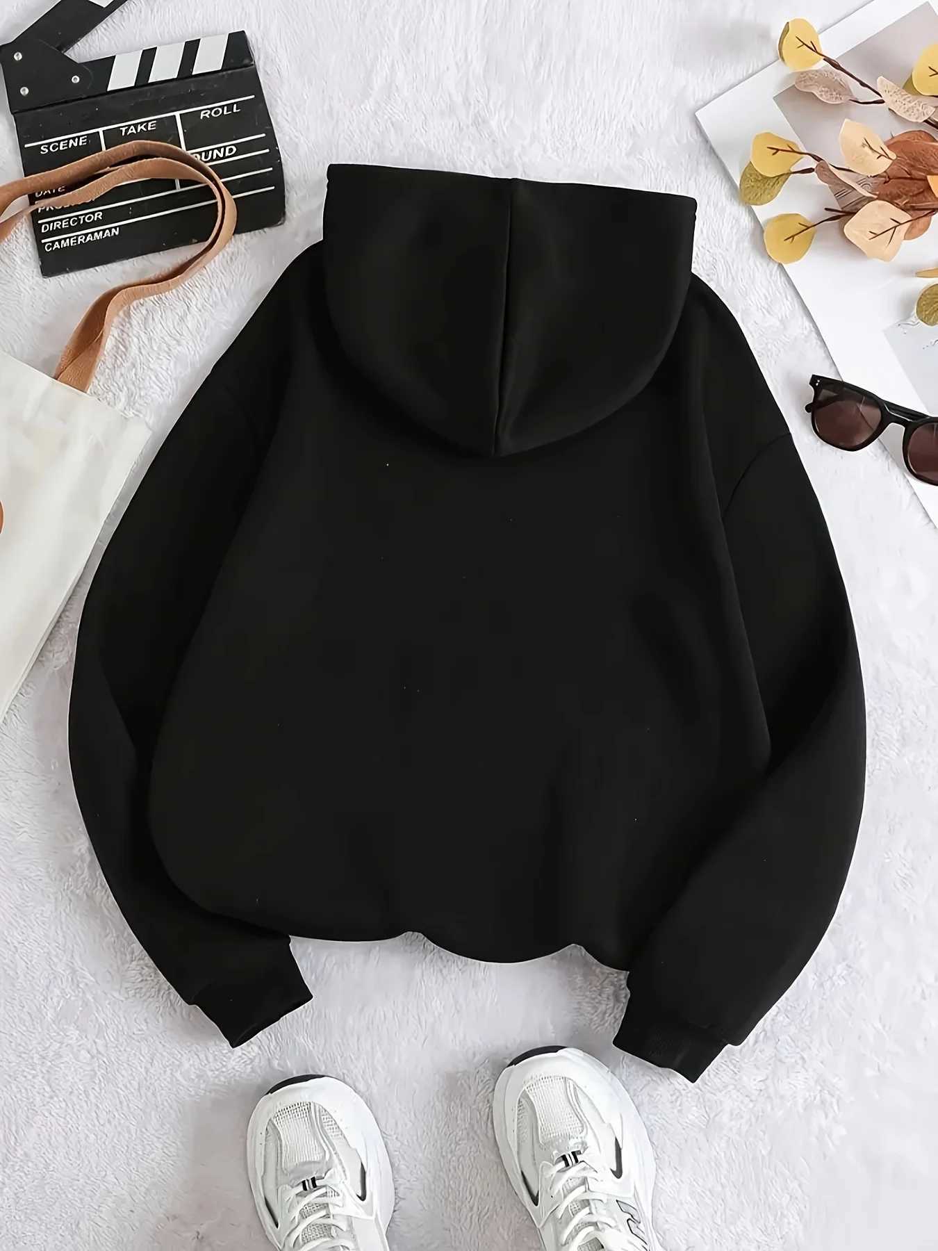 Leopard Print Cherry Letter Printed Womens Autumn Winter Round Neck Sweatshirt Casual Long Sleeved Top Hoodies Womens ClothingT251105