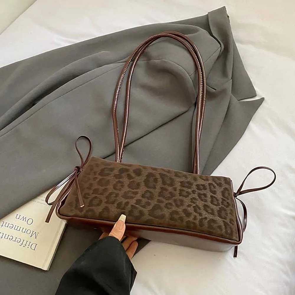 Sweet French Stick Handbag Bow Ribbon Large Capacity Leopard Print Underarm Bags Waterproof Texture PU Shoulder Bag Girls Z251104