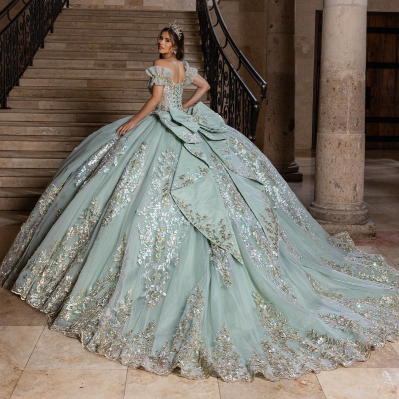 Light Green Shiny Quinceanera Dresses Off The Shoulder Applique Lace Beading Crystal Bow Tull Party Birthday Sweet 16 Dress Vestidos 15 Anos