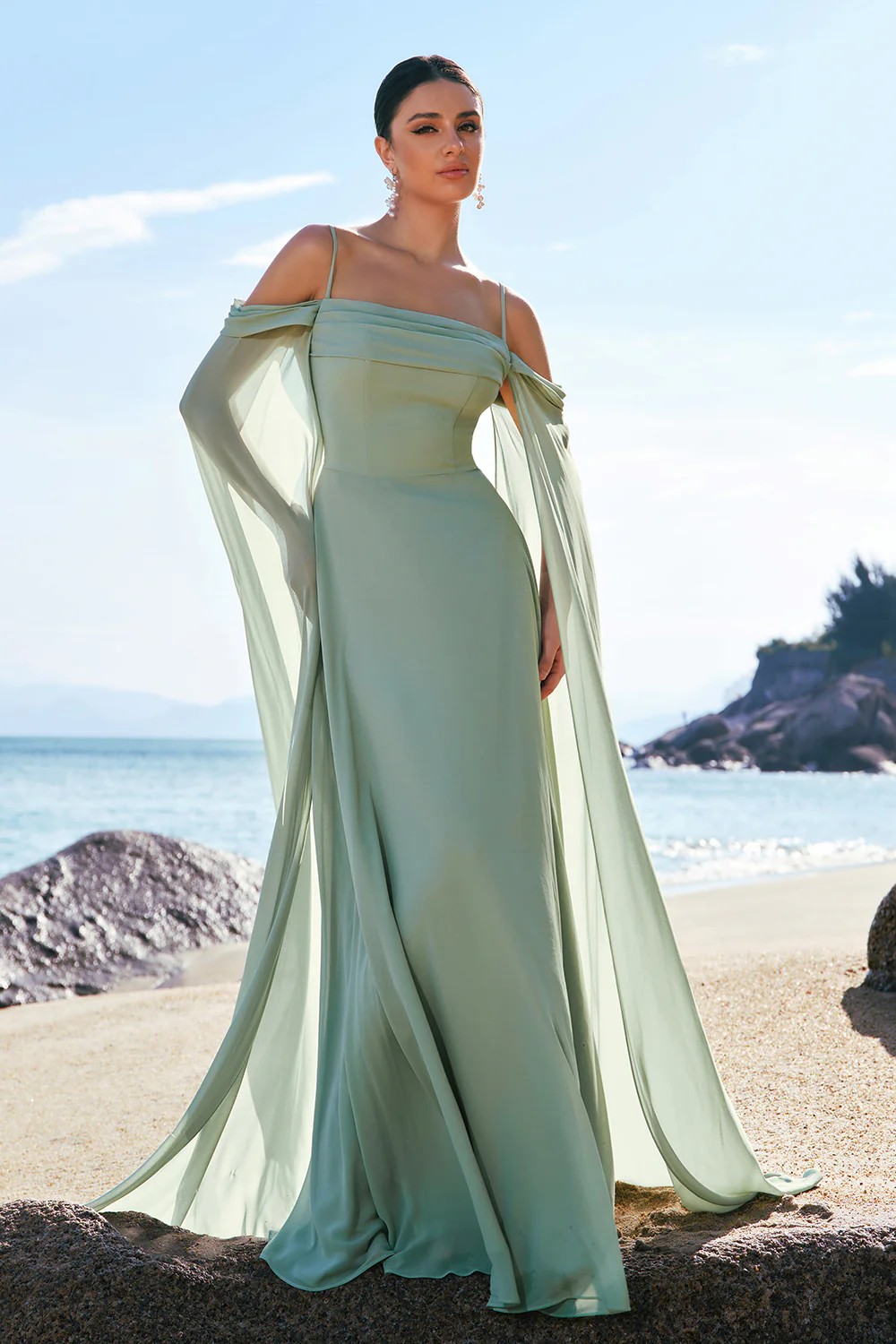 Luxurious Arabic Green Charming A-Line Prom Dresses Illusion Long Sleeves Evening Gowns Custom Made Party Gowns Robe de Mariee Vestidos Customized 01