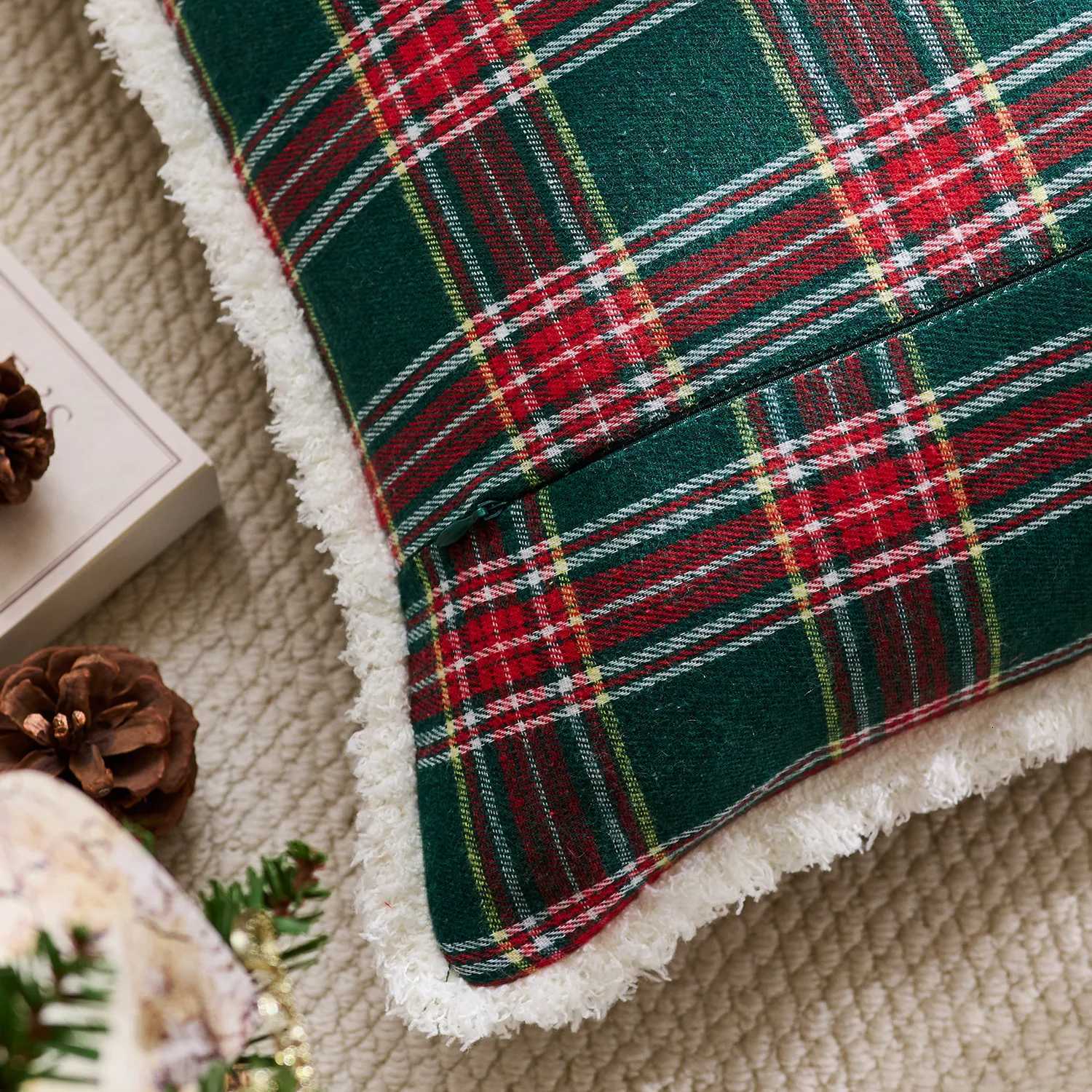 Christmas Tartan Plaid Cushion Cover Brushed Soft Red Green Ivory Decoration Pillow Cover Living Room Bedroom 45x45cm 50x50cm Y251105