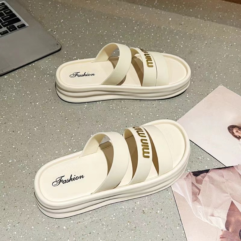 designer shoes 2025 new Women's summer style slippers fashionable and versatile flat-bottomed one-word slippers suitable for outdoor wear leisure