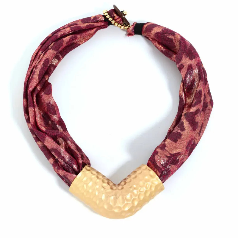 Statement Geometric Pendant Necklace for Women Girl Trendy Wedding Party Jewelry Accessory 251031