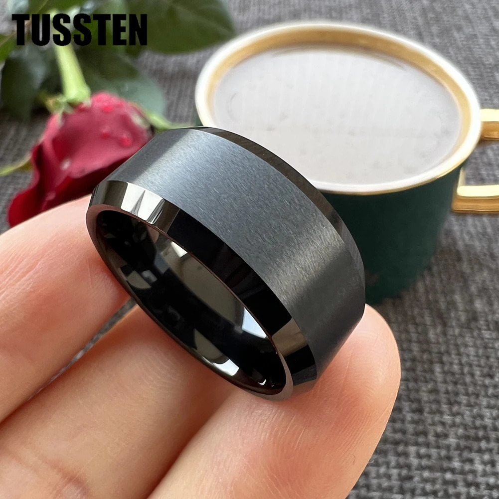 TUSSTEN 10mm Beveled Edges Matte Finish Gold Tungsten Carbide Ring for Men Women Fashion Engagement Wedding Band 251031