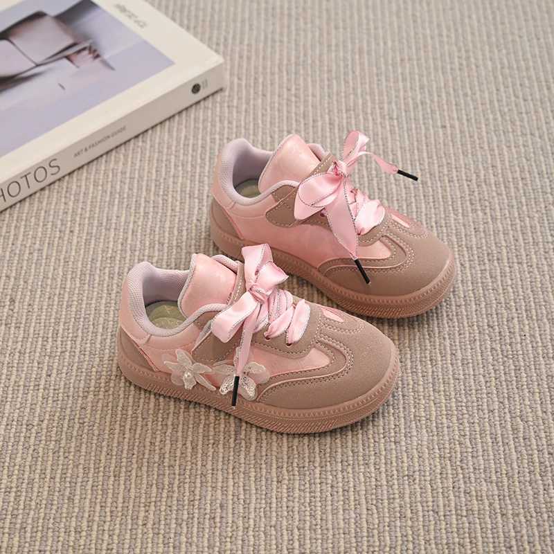 2025 New Childrens Fashion Sports Shoes Lightweight Childrens Leisure Princess Comfortable Sweet Girl Casual ShoesT251105